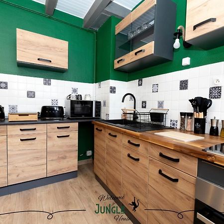 Maison "Jungle House" 90 M2 Billard, Retroprojecteur, Bar A Jeux , Vinyle, Wifi Fibre, Ideal Pro & Famille A Montbrison Exteriér fotografie