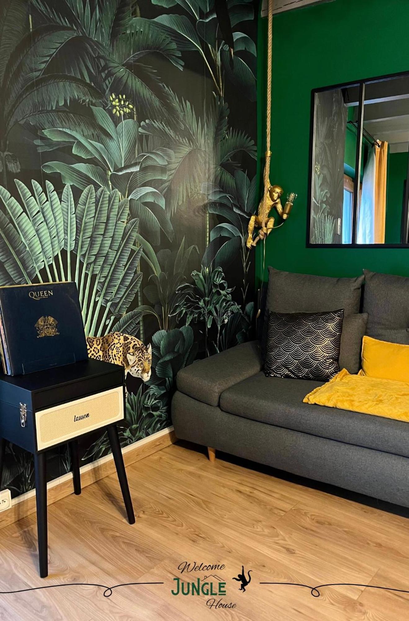 Maison "Jungle House" 90 M2 Billard, Retroprojecteur, Bar A Jeux , Vinyle, Wifi Fibre, Ideal Pro & Famille A Montbrison Exteriér fotografie